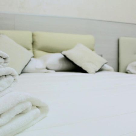 רומא Oscar Suite Home מראה חיצוני תמונה