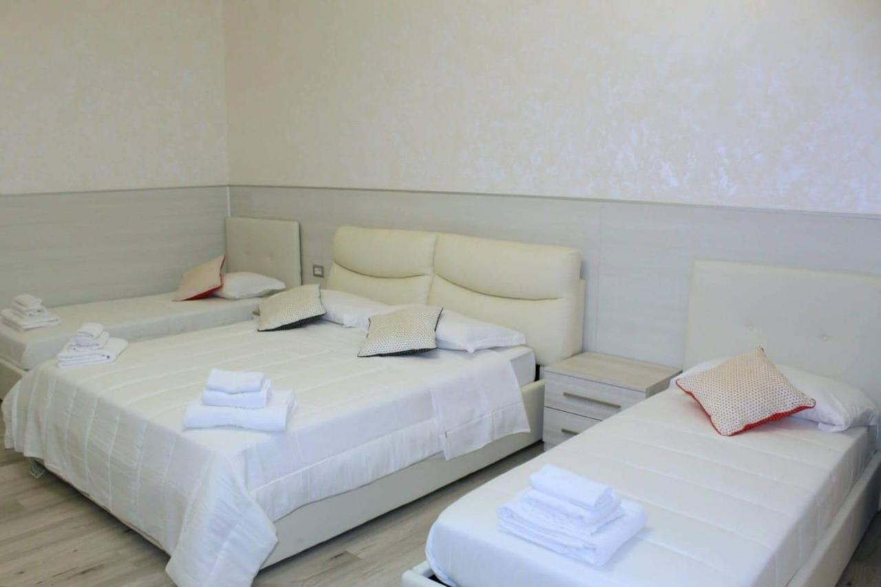 רומא Oscar Suite Home מראה חיצוני תמונה
