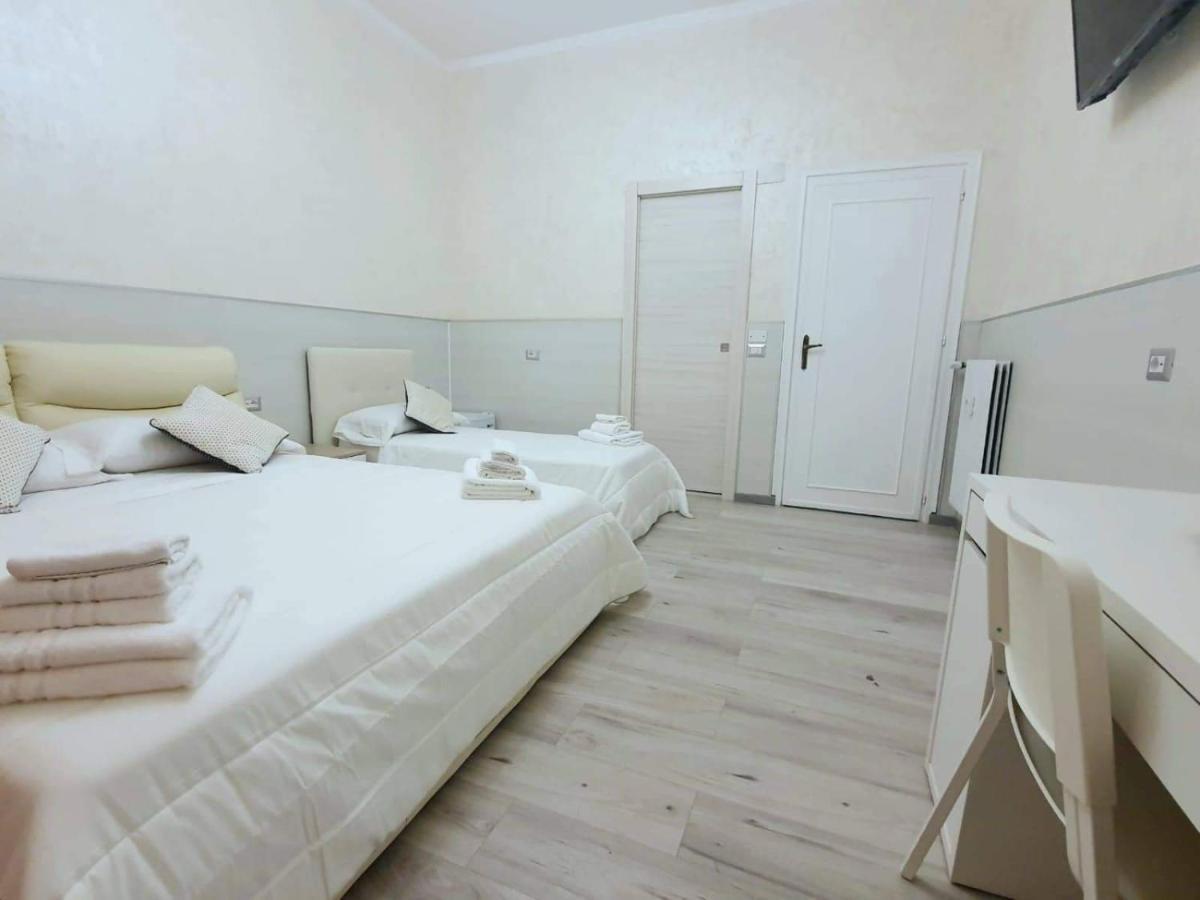 רומא Oscar Suite Home מראה חיצוני תמונה
