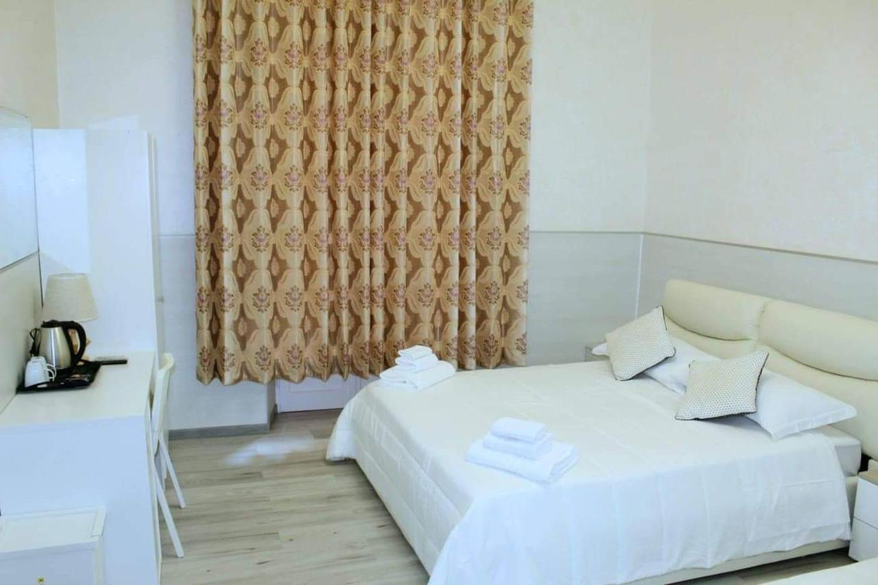 רומא Oscar Suite Home מראה חיצוני תמונה