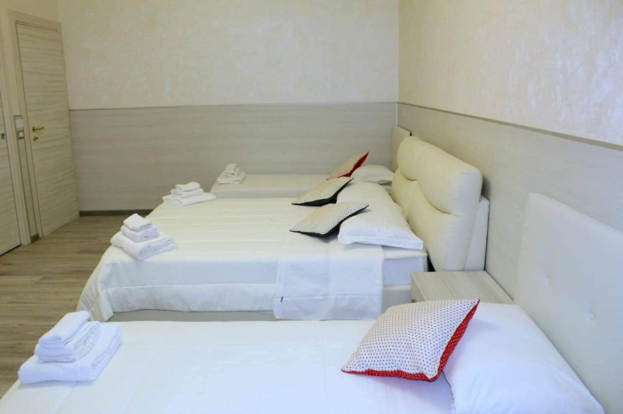 רומא Oscar Suite Home מראה חיצוני תמונה